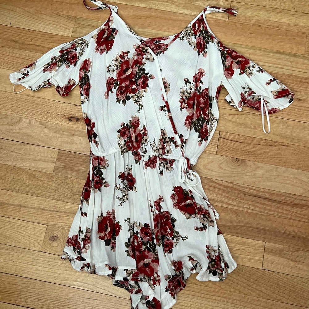 Floral off the shoulder romper. Unknown brand